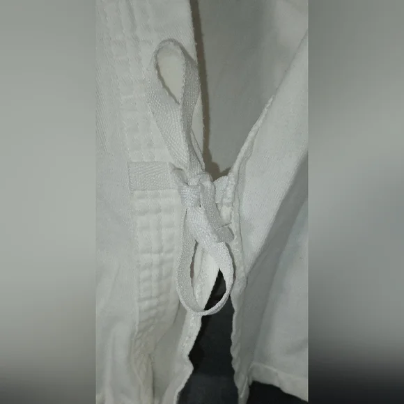 Lightweight Karate Student Jacket - Picture 5 of 6